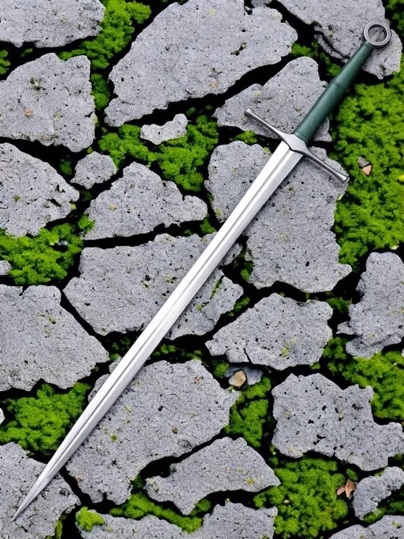 Hand Forged Irish Ring Pommel Longsword thumbnail 6
