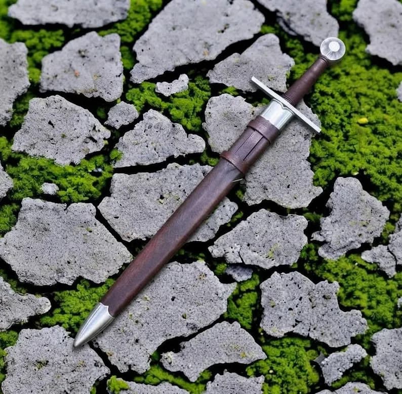 Hand Forged Medieval Longsword — Carbon Steel thumbnail 6